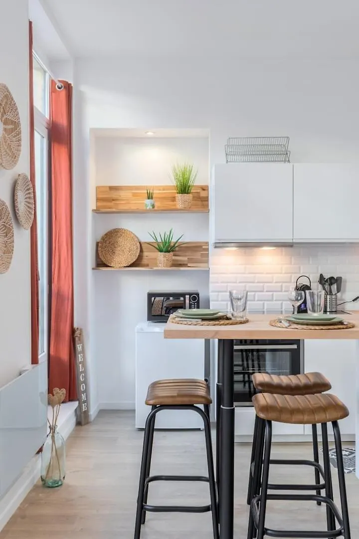 Lille Centre Comfortable, Equipped Apartment! شقة