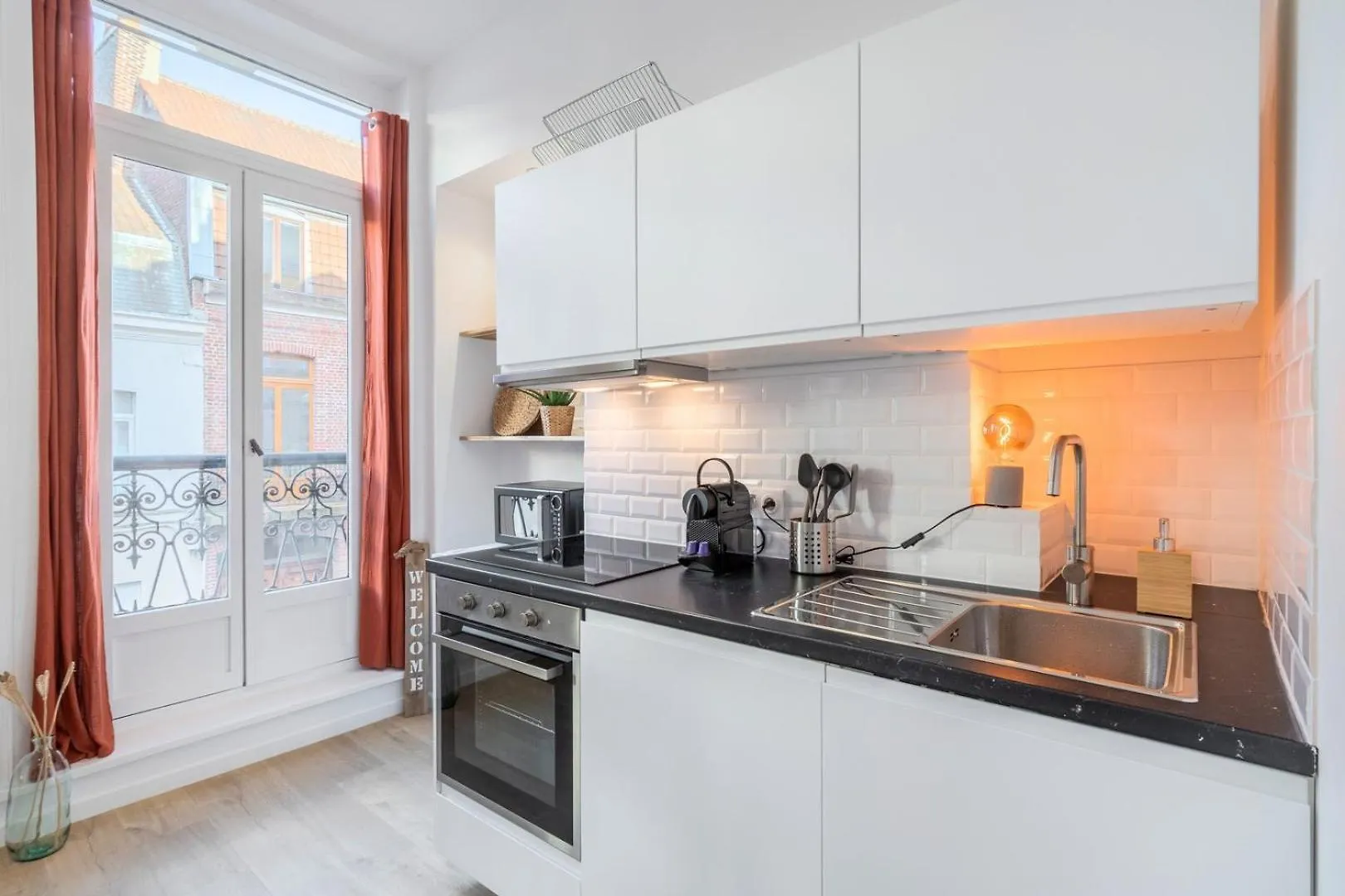 Lille Centre Comfortable, Equipped Apartment! شقة