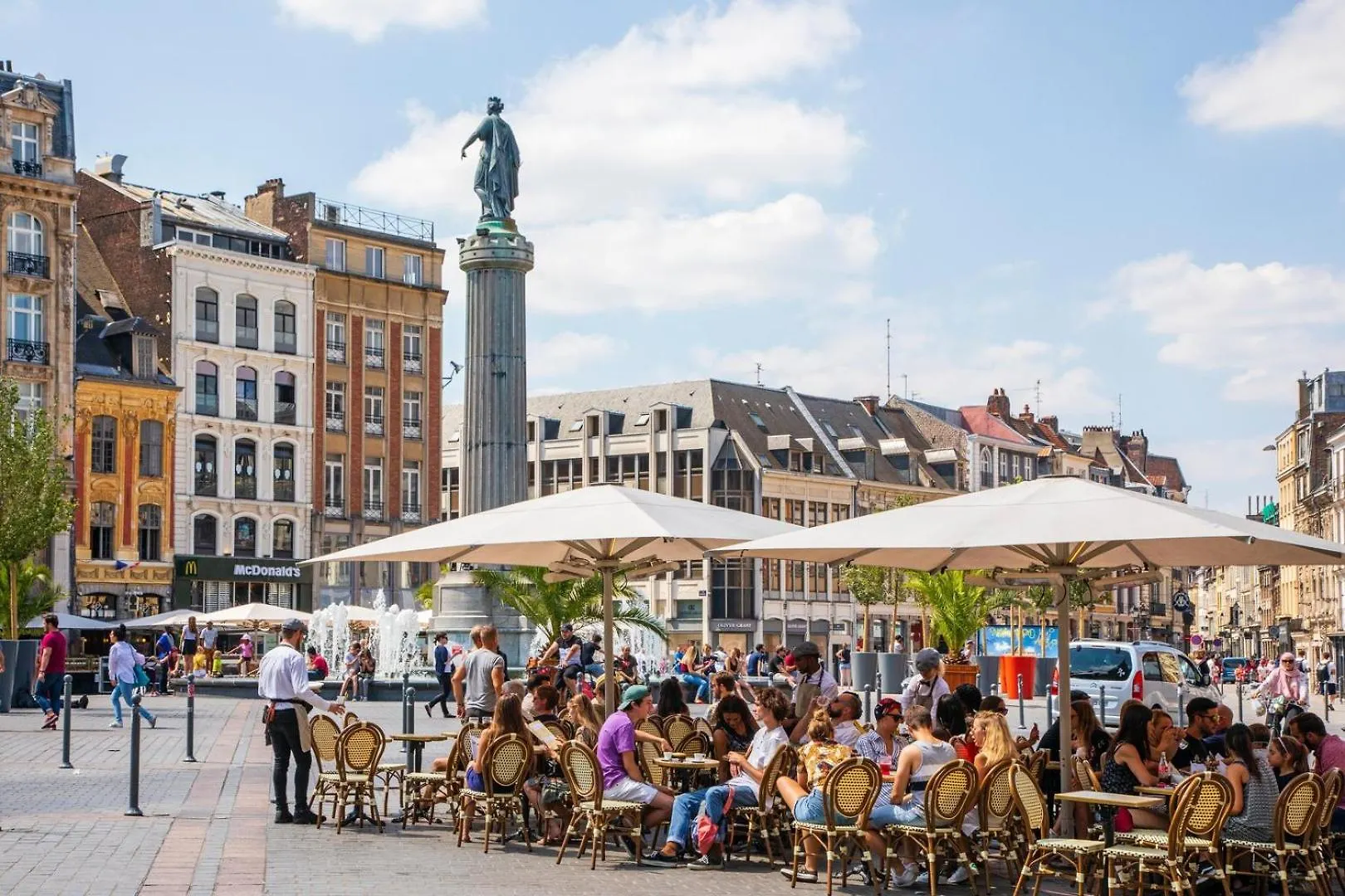 شقة Lille Centre Comfortable, Equipped Apartment! فرنسا